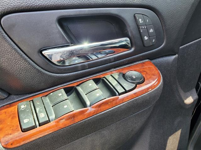 Used 2013 GMC Yukon XL 1500 For Sale in Waterford Twp, MI