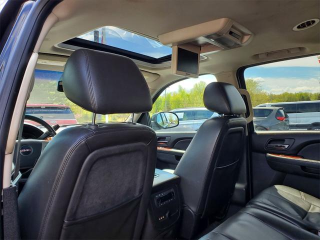 Used 2013 GMC Yukon XL 1500 For Sale in Waterford Twp, MI