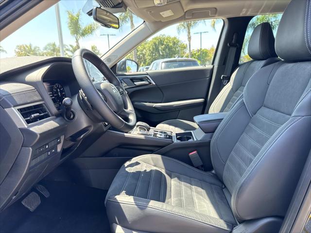 2023 Mitsubishi Outlander PHEV SE S-AWC