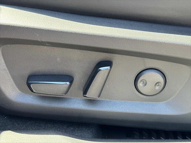 2023 Mitsubishi Outlander PHEV SE S-AWC
