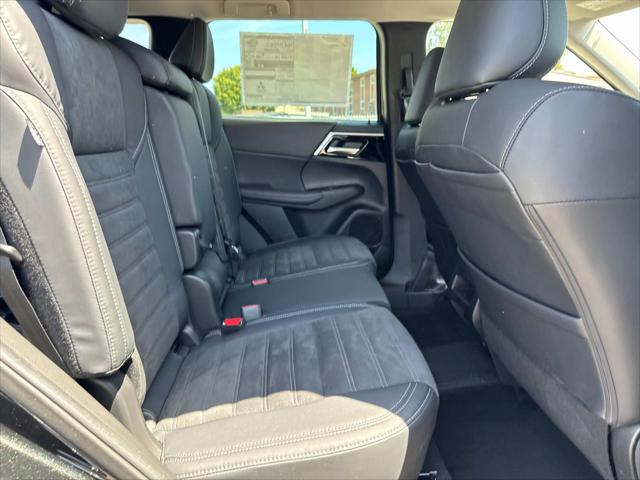 2023 Mitsubishi Outlander PHEV SE S-AWC