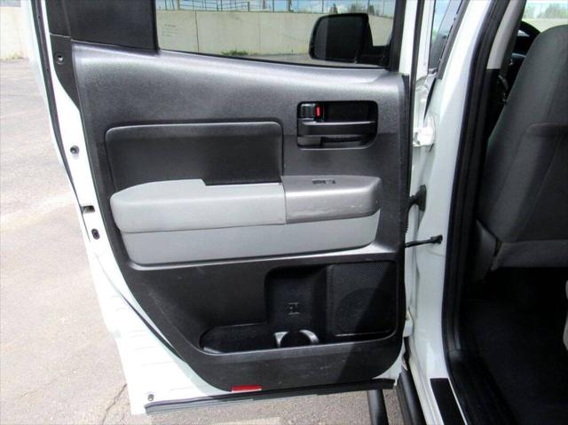 2013 Toyota Tundra Grade 5.7L V8