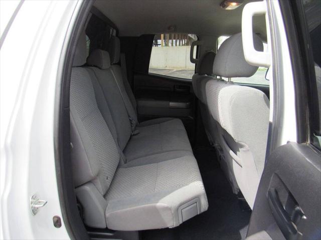2013 Toyota Tundra Grade 5.7L V8