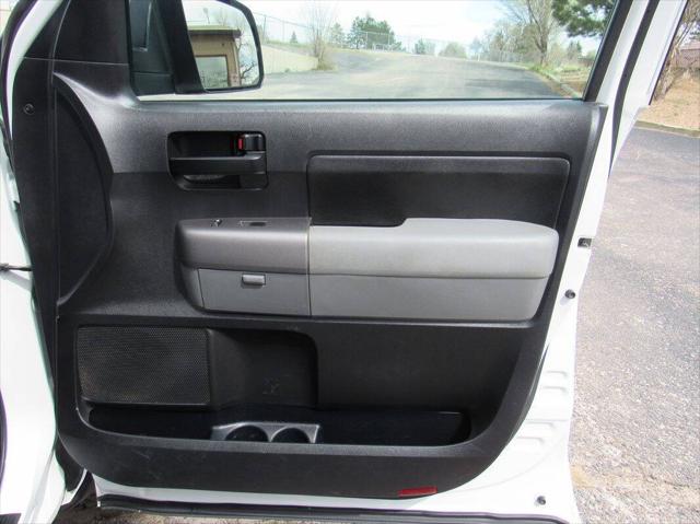 2013 Toyota Tundra Grade 5.7L V8