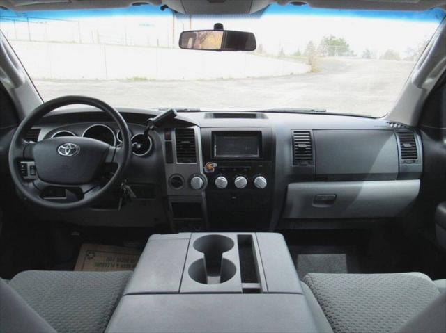 2013 Toyota Tundra Grade 5.7L V8
