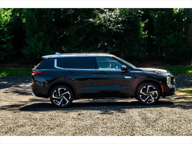 2025 Mitsubishi Outlander PHEV PLATINUM EDITION S-AWC