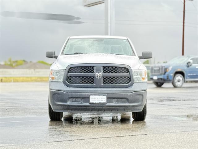 2019 RAM 1500 Classic Tradesman Crew Cab 4x4 64 Box