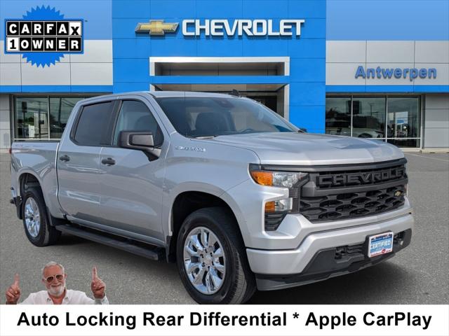 2022 Chevrolet Silverado 1500 4WD Crew Cab Short Bed Custom