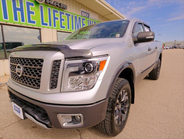 2019 Nissan TITAN PRO-4X