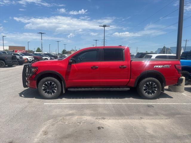 2024 Nissan TITAN Crew Cab PRO-4X 4x4