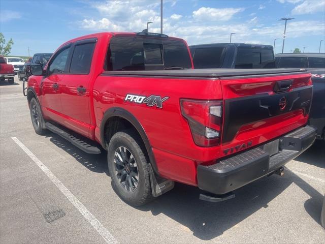 2024 Nissan TITAN Crew Cab PRO-4X 4x4