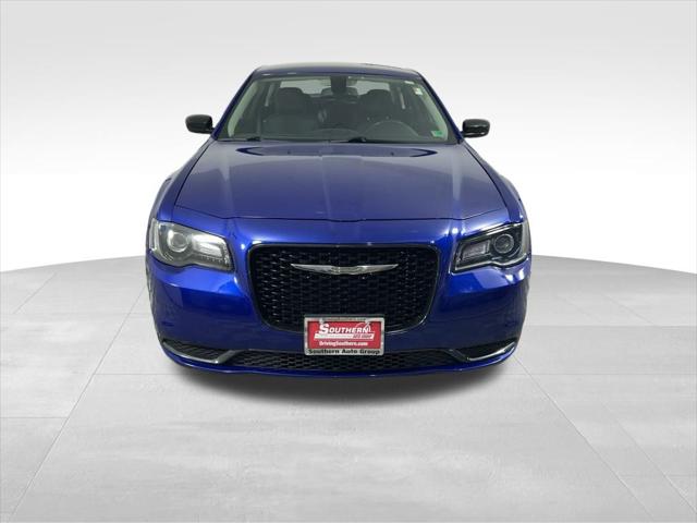 2019 Chrysler 300 Touring