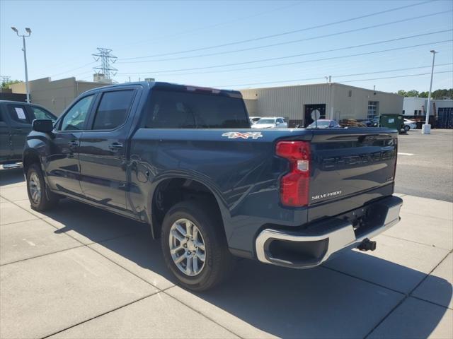 2022 Chevrolet Silverado 1500 4WD Crew Cab Short Bed LT with 2FL