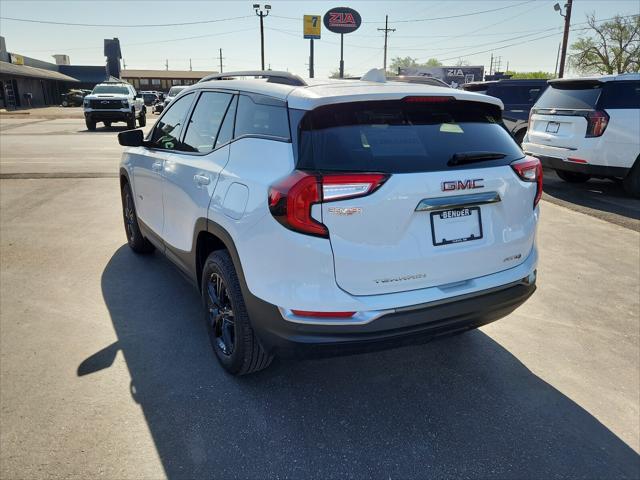 2024 GMC Terrain AWD AT4