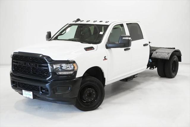 2023 RAM 3500 Chassis Tradesman/SLT/Laramie/Limited