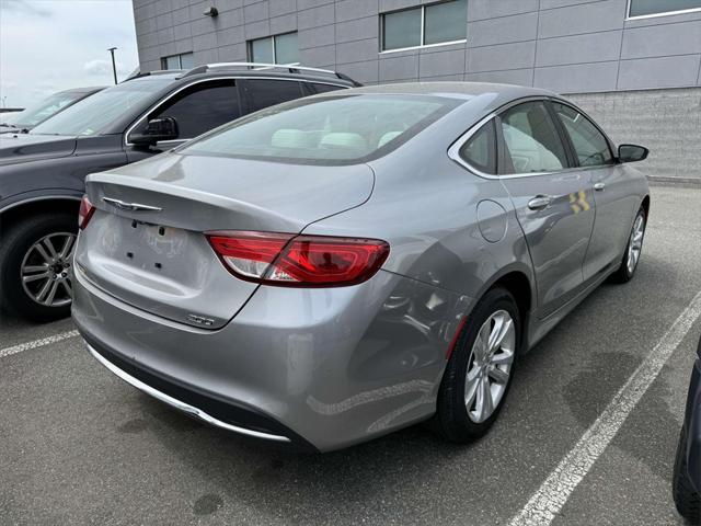 2016 Chrysler 200 Limited