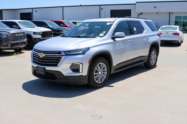2022 Chevrolet Traverse AWD LT Leather