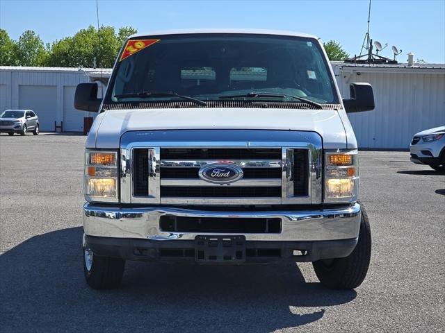 2010 Ford E-350 Super Duty XLT