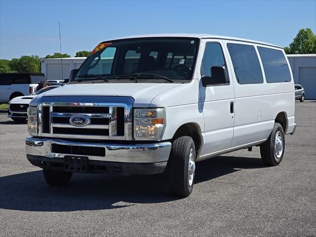 2010 Ford E-350 Super Duty XLT