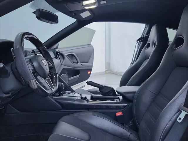 2019 Nissan GT-R Pure