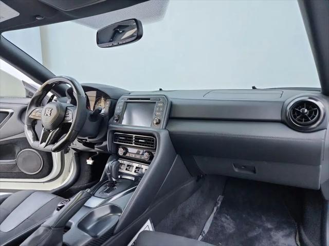 2019 Nissan GT-R Pure
