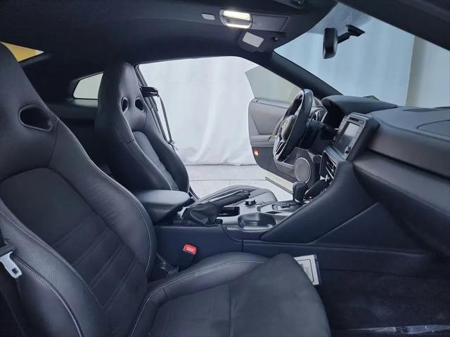 2019 Nissan GT-R Pure
