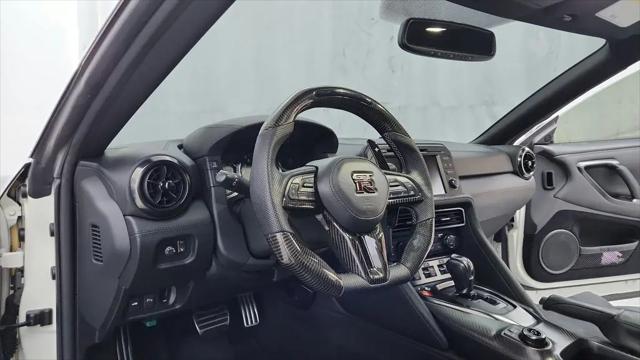 2019 Nissan GT-R Pure