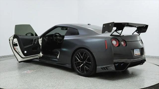 2019 Nissan GT-R Pure