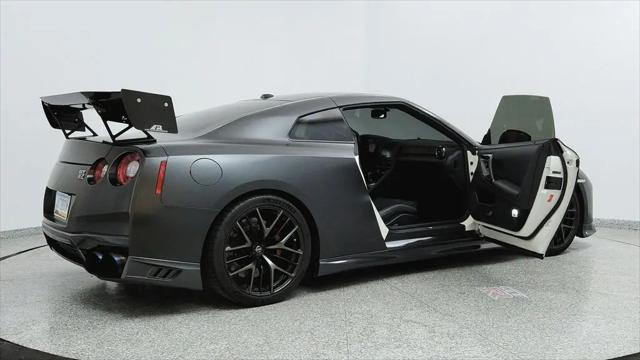 2019 Nissan GT-R Pure