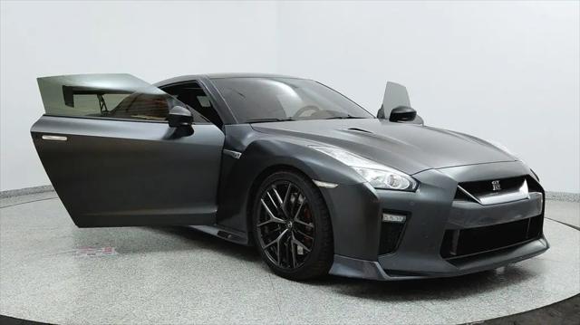 2019 Nissan GT-R Pure