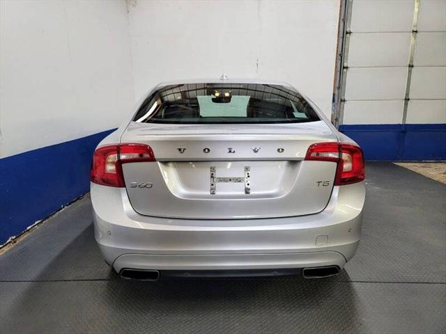 2016 Volvo S60 T5 Drive-E Premier