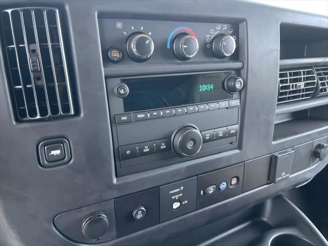 2025 GMC Savana Cargo RWD 2500 Regular Wheelbase Work Van