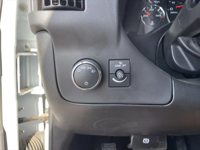2025 GMC Savana Cargo RWD 2500 Regular Wheelbase Work Van