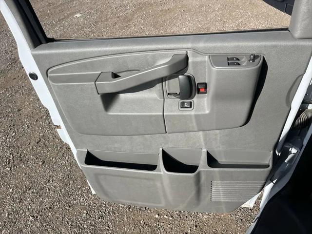 2025 GMC Savana Cargo RWD 2500 Regular Wheelbase Work Van