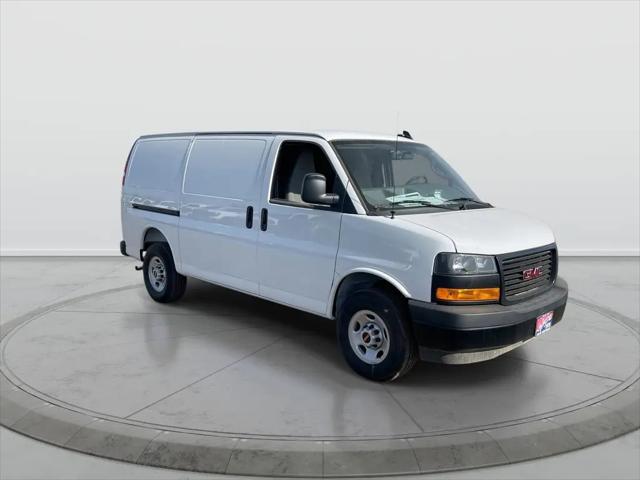 2025 GMC Savana Cargo RWD 2500 Regular Wheelbase Work Van