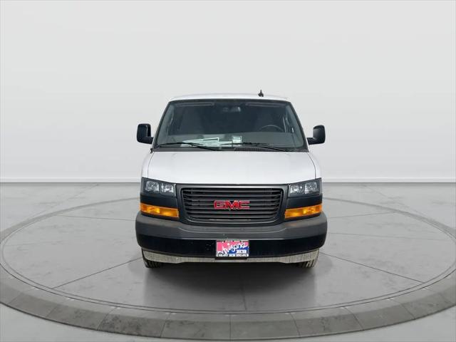 2025 GMC Savana Cargo RWD 2500 Regular Wheelbase Work Van