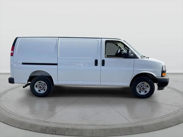 2025 GMC Savana Cargo RWD 2500 Regular Wheelbase Work Van