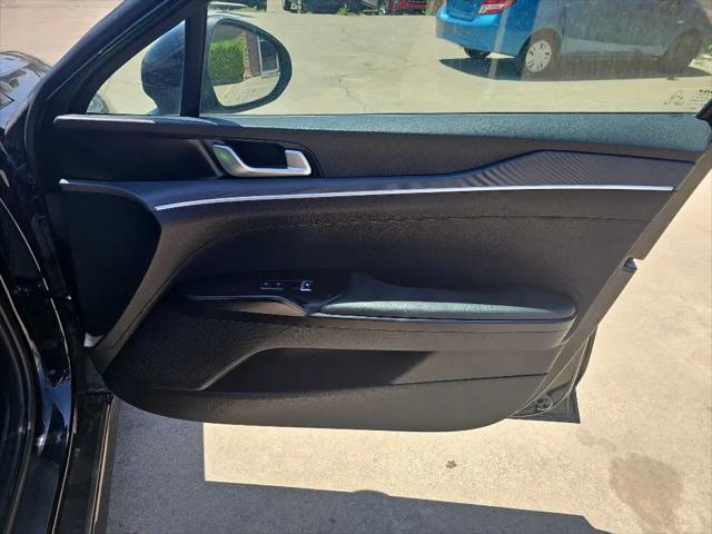 2023 Kia K5 LXS