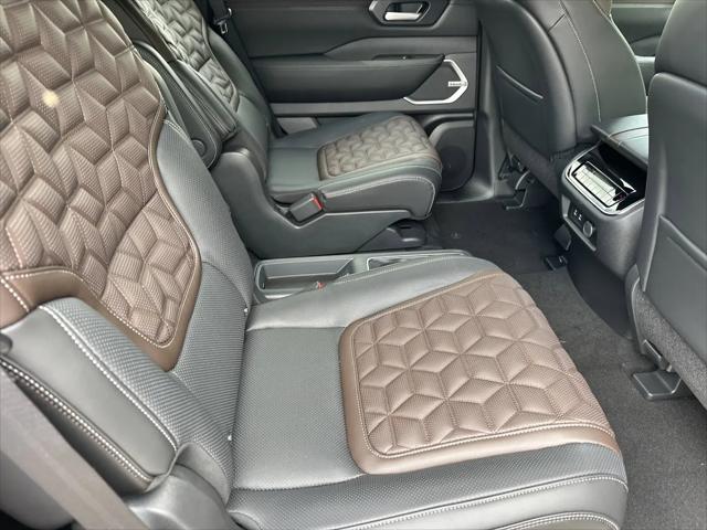 2025 Nissan Armada Platinum Reserve 4WD