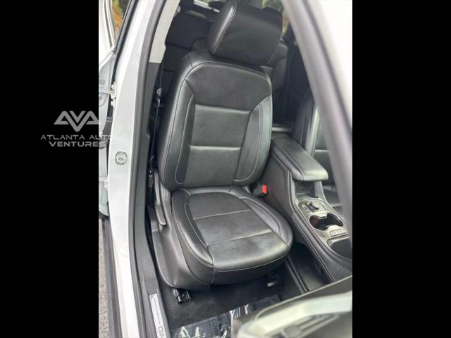 2023 GMC Acadia FWD SLT