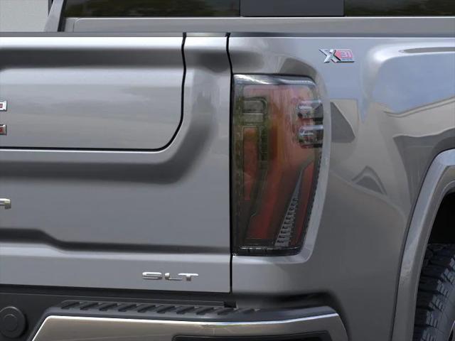 2025 GMC Sierra 2500HD 4WD Crew Cab Standard Bed SLT