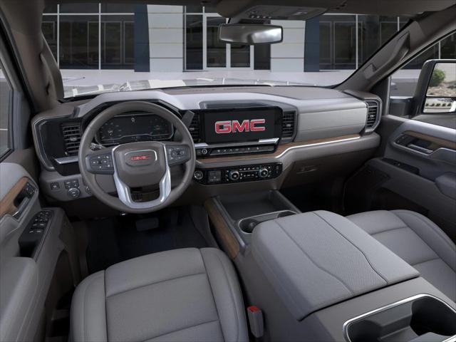 2025 GMC Sierra 2500HD 4WD Crew Cab Standard Bed SLT