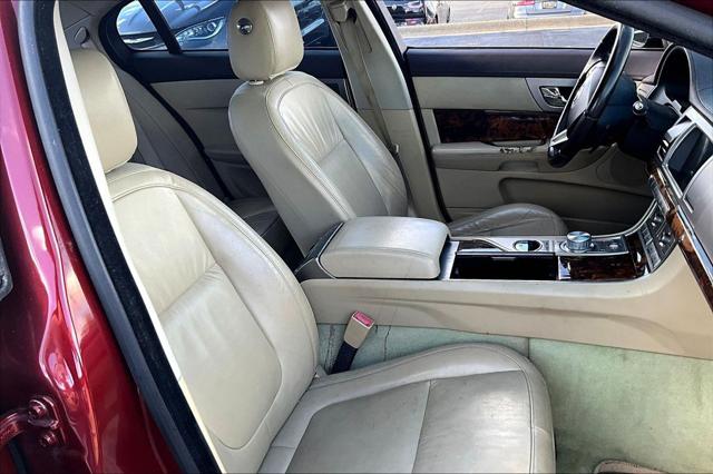 2011 Jaguar XF Unknown