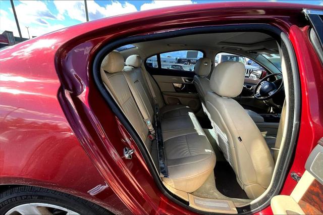 2011 Jaguar XF Unknown