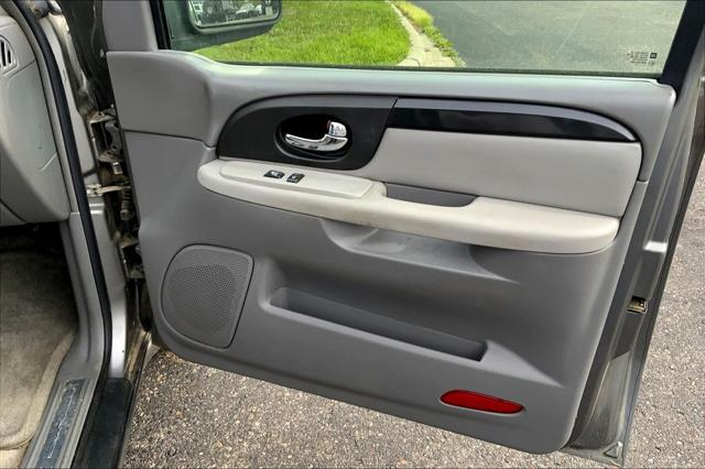 2005 GMC Envoy XUV SLE