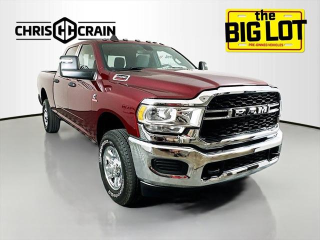 2024 RAM 2500 Tradesman Crew Cab 4x4 64 Box