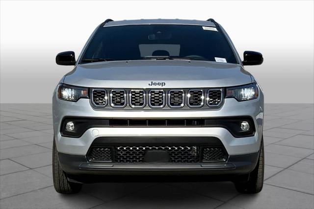 2025 Jeep Compass COMPASS LATITUDE 4X4