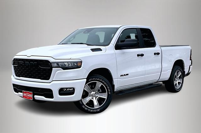 2025 RAM Ram 1500 RAM 1500 TRADESMAN QUAD CAB 4X2 64 BOX