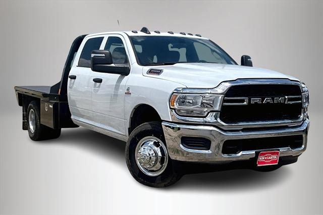 2024 RAM Ram 3500 Chassis Cab RAM 3500 TRADESMAN CREW CAB CHASSIS 4X4 60 CA