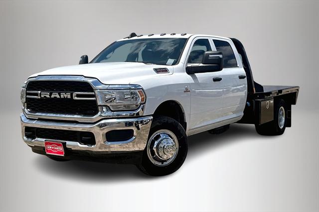 2024 RAM Ram 3500 Chassis Cab RAM 3500 TRADESMAN CREW CAB CHASSIS 4X4 60 CA